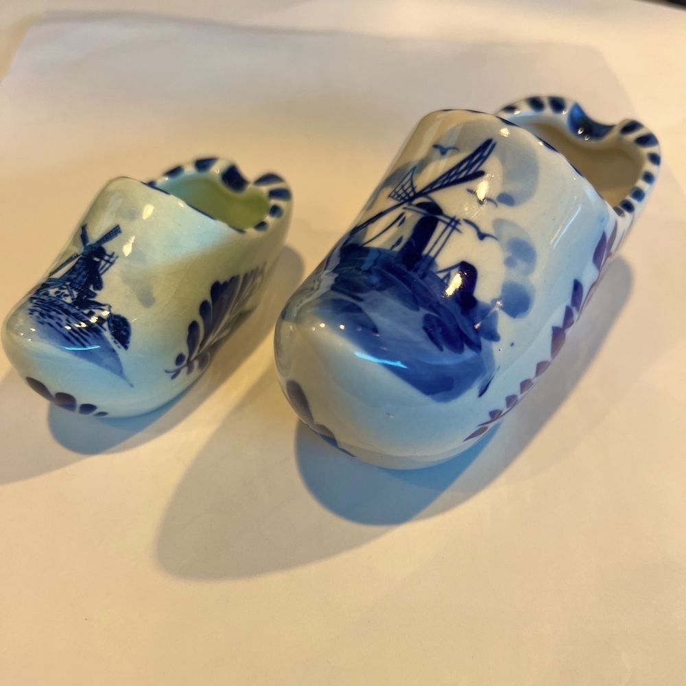 Vintage hand painted blue Delft Holland Dutch Shoes
